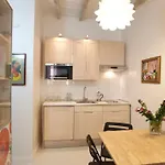In Beato Angelico דירה